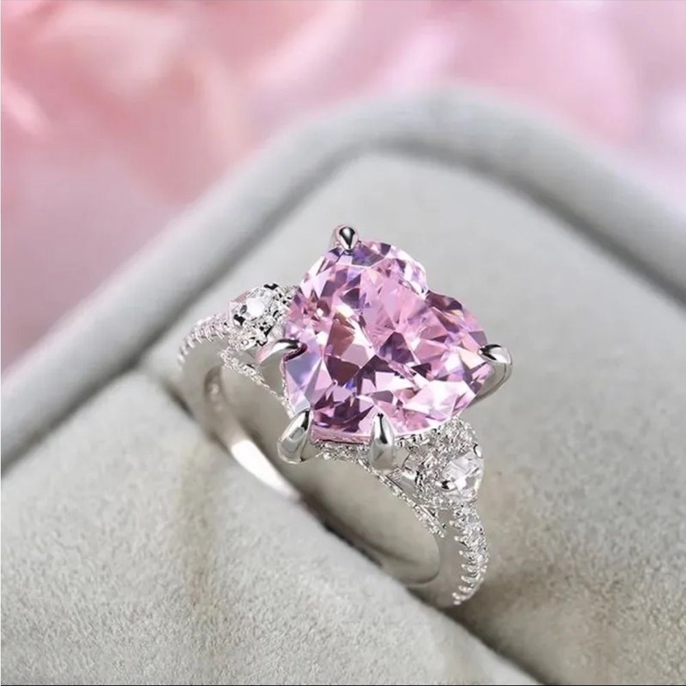 Pink Heart Diamond Cubic Zirconia Embellished With White Engagement Ring 🆕 Gift